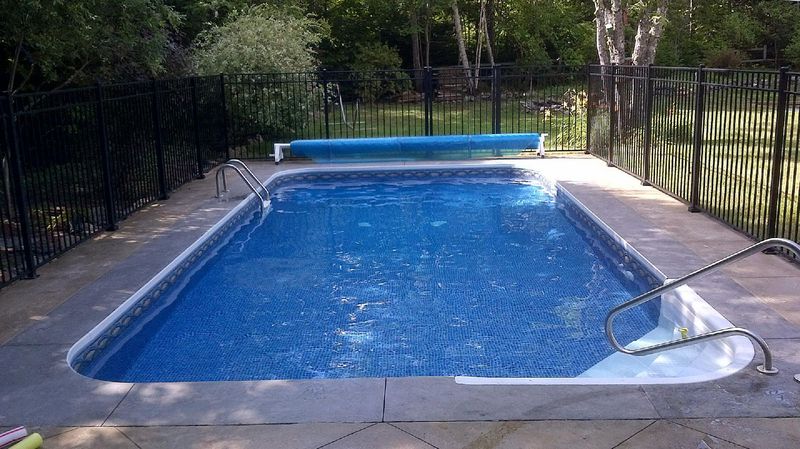 can you put an above ground pool in the ground